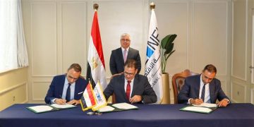 باستثمارات تصل إلى 20 مليون دولار.. توقيع عقد مشروع شركة النيل لإعادة تدوير البلاستيك