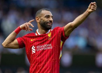 عروض خيالية تفوق عقد رونالدو، آخر تطورات انتقال محمد صلاح للدوري السعودي