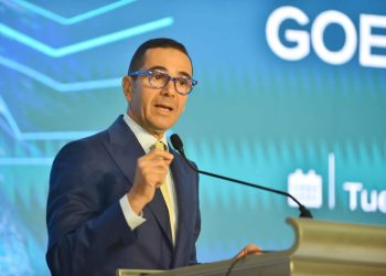 مصر تبحث مع شركة تونسية تصنيع الكابلات الكهربائية للسيارات بـ 50 مليون دولار