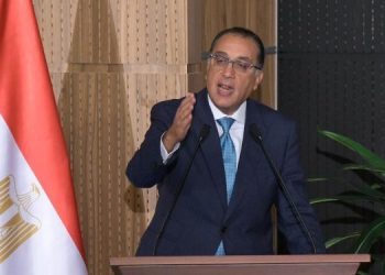 رئيس الوزراء يبدأ زيارة لمحافظة الوادي الجديد لافتتاح عدد من المشروعات