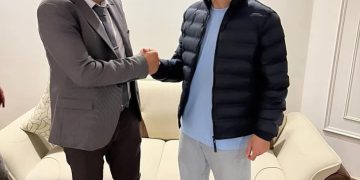 تفاصيل الصلح بين إمام عاشور وفرد أمن مول الشيخ زايد