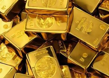 جولد بيليون: ارتفاع الدولار يحد من مكاسب الذهب ويدفع الأوقية للتراجع