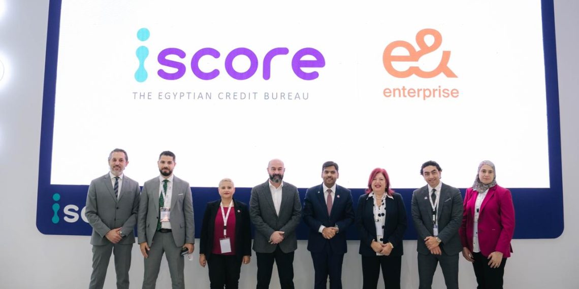 شراكة استراتيجية بين «iscore» و «إي آند إنتربرايز» لاستخدامات وحوكمة البيانات