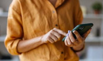 مواطنون ضد الغلاء تحذر من زيادة أسعار خدمات الإتصالات فى مصر