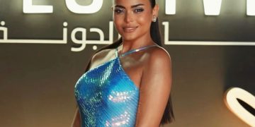 بصورة جريئة.. أسماء جلال تعيد فتح حسابها على انستجرام