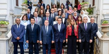 البنك المركزي يوقع بروتوكول تعاون مع وزارة الصحة للقضاء على قوائم انتظار المرضى