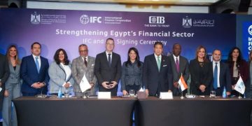 مؤسسة التمويل الدولية تستثمر 605 ملايين دولار لدعم مشروعات حيوية في مصر