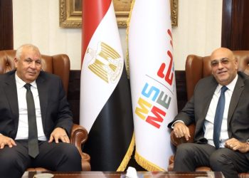 جهاز تنمية المشروعات يتعاون مع محافظة الوادي الجديد لتوطين صناعة الحرير في مصر