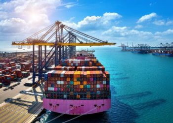 10 شركات أجنبية تسعى لضخ استثمارات جديدة في قناة السويس