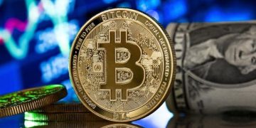 بعد اختراقها مستويات 82 ألف دولار.. توقعات بوصول بيتكوين إلى 100 ألف دولار