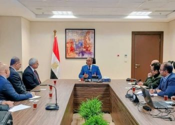 الإسكان تبحث مع تحالف عالمي التعاون في تنفيذ محطات تحلية مياه الشرب