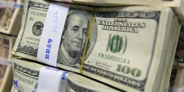 يقترب من 51 جنيها.. الدولار يرتفع لأعلى سعر في البنوك اليوم