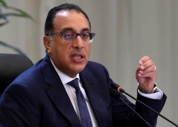 أسباب اختلال توازن رئيس الوزراء اليوم في المؤتمر الصحفي