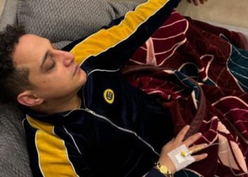 المطرب رضا البحراوي يتعرض لوعكة صحية شديدة