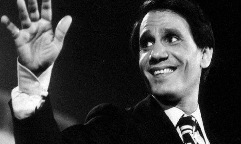 لأول مرة..نجل شقيق عبد الحليم حافظ يفتح أبواب منزل العندليب