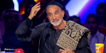 باسم يوسف يكشف سبب ظهوره بالعمة والجلابية الصعيدي