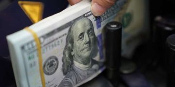 سعر الدولار اليوم الأحد أمام الجنيه المصري في البنوك