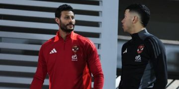 إمام عاشور يشارك في مران مستبعدي الأهلى.. وغياب محمد الشناوي