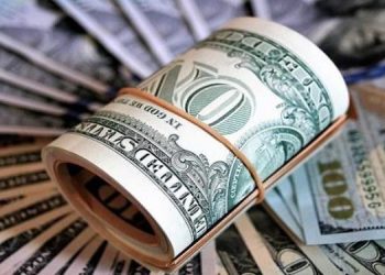 الدولار الأمريكي يتعافى من أدنى مستوى في 3 أسابيع