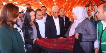 وزيرتا التضامن الاجتماعي والتنمية المحلية تتفقدان قوافل السعادة للأطفال بالعريش