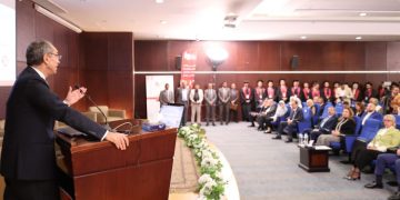 وزير الاتصالات: توفير برامج تدريبية للخريجين من مختلف التخصصات الأكاديمية