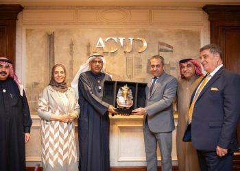 المهندس خالد عباس يستقبل وفداً من مجلسي النواب والشورى البحريني في زيارة العاصمة الإدارية الجديدة