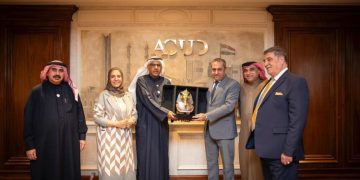 المهندس خالد عباس يستقبل وفداً من مجلسي النواب والشورى البحريني في زيارة العاصمة الإدارية الجديدة