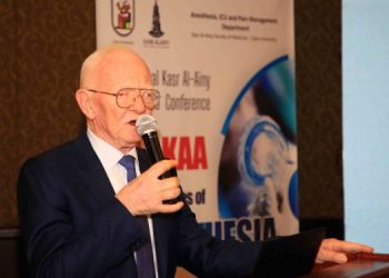 “شيتو لايف ساينس” تستثمر 400 مليون جنيه في مشروعات التطوير وتخطط لتوطين صناعة الأدوية