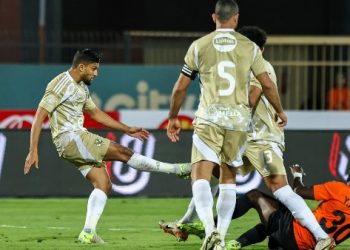شوط أول ينتهي سلبيًا كما بدأ بين الأهلي والبنك في الدوري الممتاز
