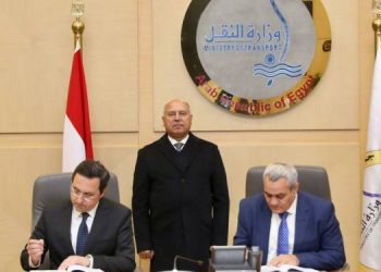 عقد مشروع تمويل وإنشاء ميناء جاف ومنطقة لوجستية مع شركة سويسرية