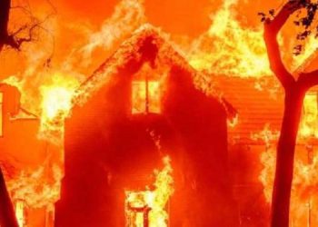 “واشنطن بوست”: شركات الكهرباء في مرمى نيران اتهامات إشعال حرائق كاليفورنيا