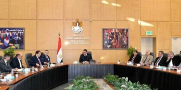 وزير الإسكان يؤكد على مطوري الساحل الشمالي ضرورة الاهتمام بالمكون الفندقي