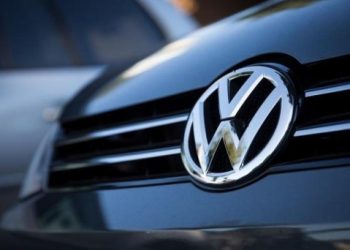 مبيعات فولكس فاجن الألمانية تتراجع إلى 4.8 مليون سيارة في 2024