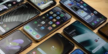 حقيقة فرض رسوم وجمارك جديدة على الموبايلات المستوردة