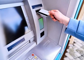توقف مؤقت للإنترنت البنكي وتطبيقات الهاتف وماكينات الصراف ATM مساء الخميس