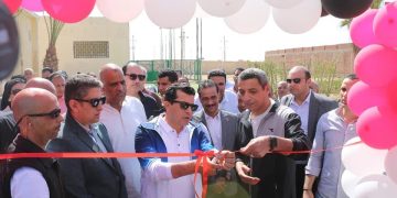 وزير الشباب والرياضة ومحافظ السويس يفتتحان مشروعات رياضية جديدة احتفالًا بالعيد القومي