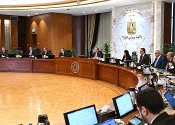 رئيس الوزراء يترأس اجتماع المجموعة الوزارية الاقتصادية