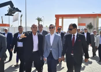وزير الاستثمار والتجارة الخارجية يتفقد المركز اللوجستي الجمركي باقتصادية قناة السويس