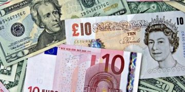 أسعار العملات العربية والأجنبية اليوم