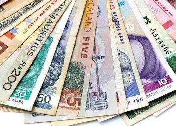 أسعار العملات اليوم الثلاثاء في البنك المركزي المصري