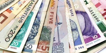 أسعار العملات اليوم الثلاثاء في البنك المركزي المصري