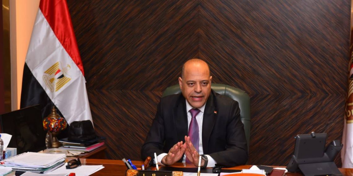 الخميس 9 أكتوبر إجازة رسمية مدفوعة الأجر للعاملين بالقطاع الخاص بمناسبة ذكرى السادس من أكتوبر