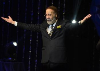 تامر حسني يستعد لإحياء حفلات في باريس وألمانيا ويحيي مهرجان نقابة المهن التمثيلية