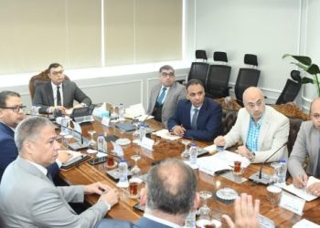 وزير الإسكان يبحث مع “فاوندرز” فرص تسويق مشروعات العاصمة الإدارية