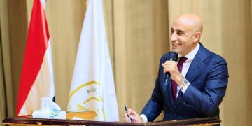 وزير التعليم يوجه رسالة للمعلمين بمناسبة اليوم العالمي للمعلم 