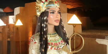 هدى المفتي: فخورة بمشاركتي في افتتاح المتحف المصري الكبير