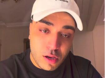 إسلام كابونجا ينهار بالبكاء بعد وقفه عن الغناء