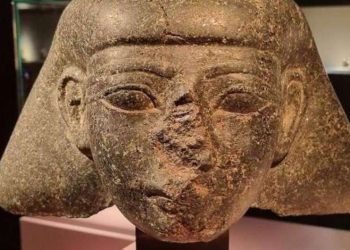 عاجل  | رئيس وزراء هولندا يعلن إعادة رأس تحتمس الثالث إلى مصر