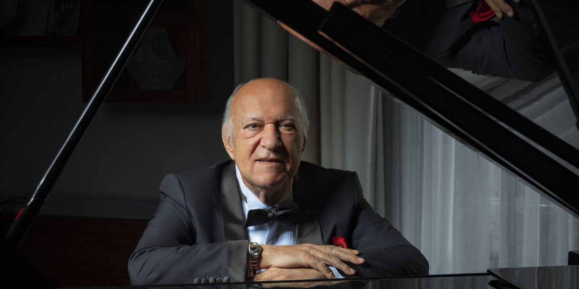 الموسيقار عمر خيرت يؤجل كافة حفلاته الفنية بسبب تدهور حالته الصحية