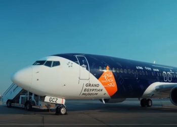 “مصر للطيران” تشارك في نقل ضيوف افتتاح المتحف المصري الكبير واستعدادات ضخمة للحدث التاريخي